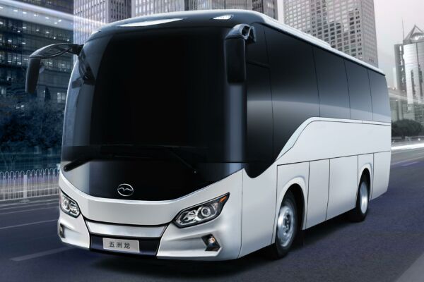 五洲龙FDG6850FCEV客车(氢燃料电池32座)