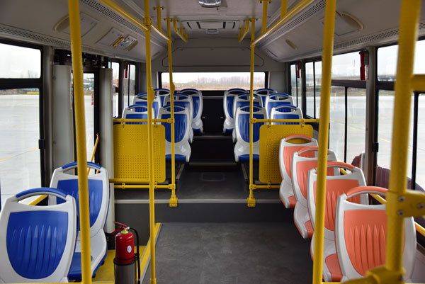 南京金龙NJL6809BEV公交车(纯电动10-28座)