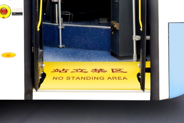 南京金龙NJL6100BEV43公交车(纯电动10-37座)