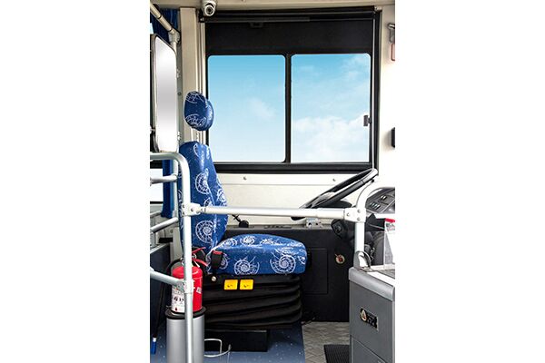南京金龙NJL6100BEV43公交车(纯电动10-37座)