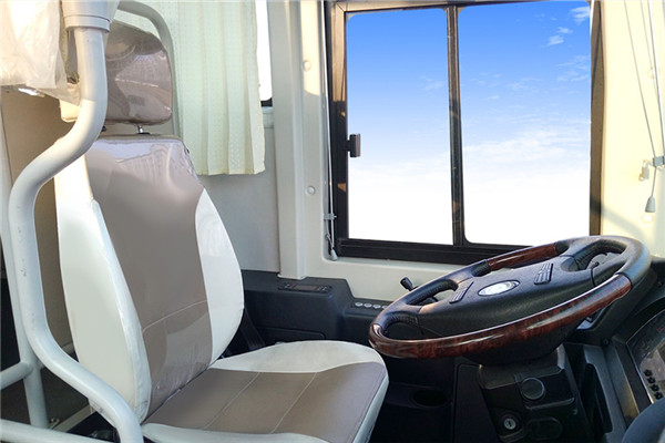 陆地方舟RQ6110YEVH7客车(纯电动24-48座)