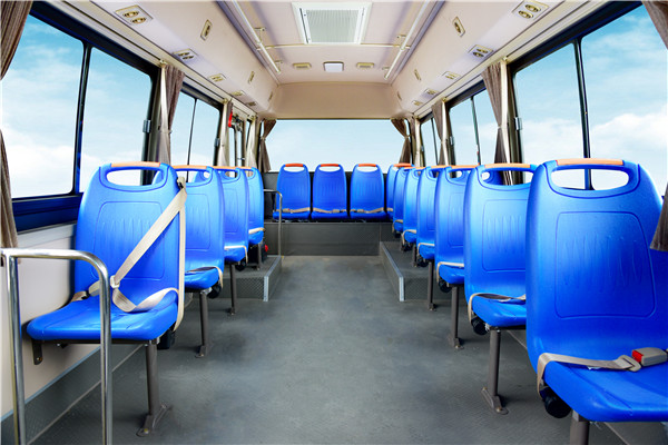 南京金龙NJL6806EV1客车(纯电动24-31座)