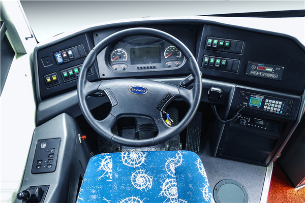 南京金龙NJL6859EV2公交车(纯电动15-28座)