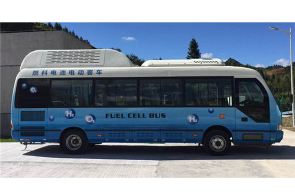 金旅XML6809JFCEV10客车(燃料电池24-28座)