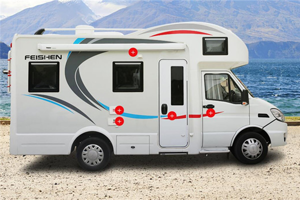 飞神ZFS5041XLJDMG5旅居车(柴油国五2-6座)