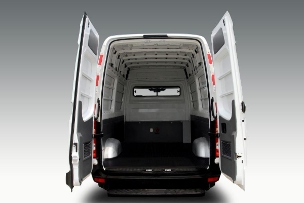 南京金龙NJL5040XXYEV1厢式运输车（纯电动2座）