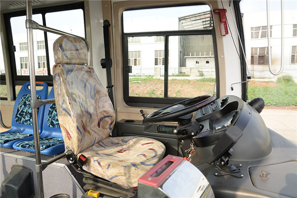 舒驰YTK6830GEV8公交车(纯电动15-31座)