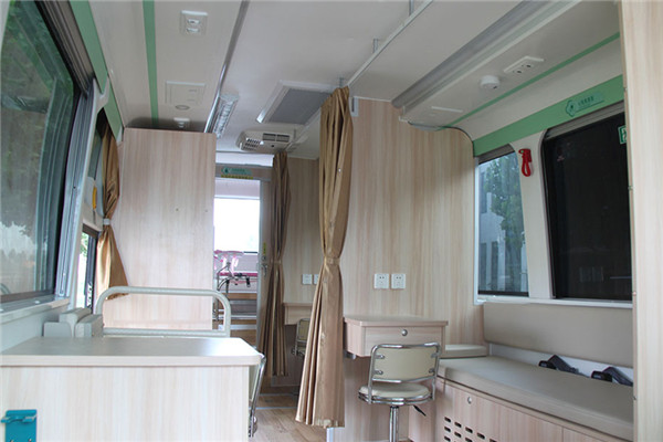 宇通ZK5156XYL6体检车(柴油国五2-9座)