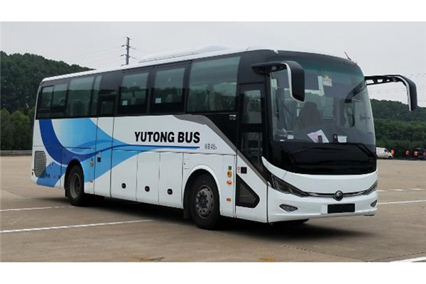 宇通ZK6117H6Z1客车(柴油国六24-52座)