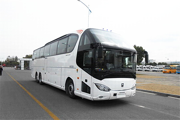 亚星YBL6148H1QE1客车(柴油国六24-56座)