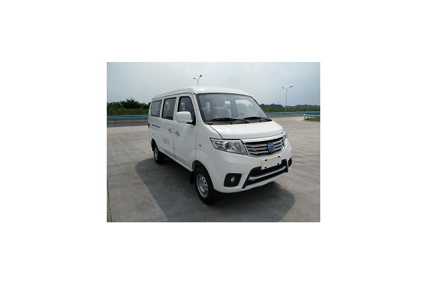 南京金龙NJL6420BEV8多用途轻客(纯电动5-7座)