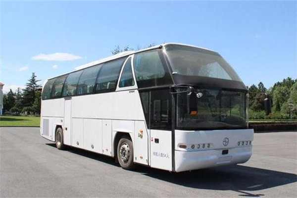 北方BFC6127L1D6豪华旅游客车(柴油国六24-54座)