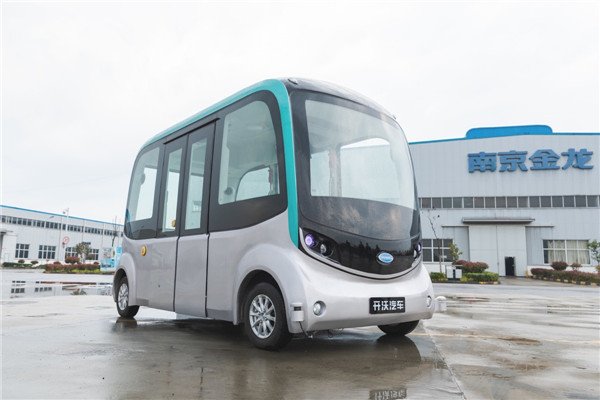 南京金龙“蓝鲸号”全线控整车(纯电动8座)