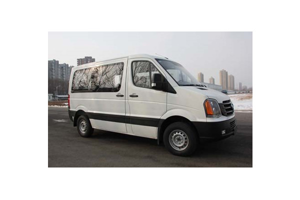 黄海DD6536AM多用途轻客(柴油国五8-9座)
