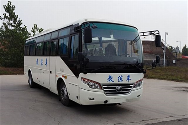 宇通ZK5110XLH16教练车(柴油国六10-23座)