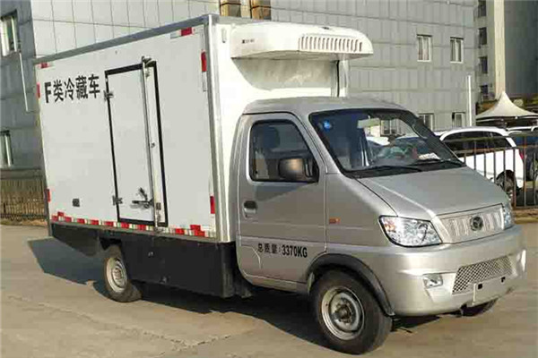 扬子江WG5034XLCBEV厢式冷藏车(纯电动2座)