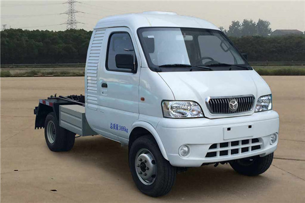 扬子江WG5030ZXXBEV车厢可卸式垃圾车(纯电动2座)