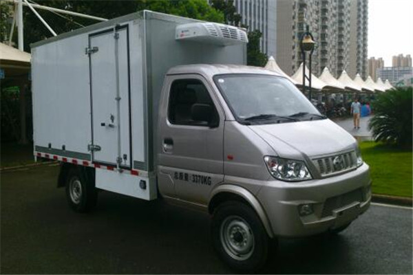 扬子江WG5035XLCBEV冷藏车(纯电动2座)