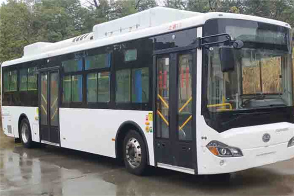百路佳JXK6108BEV低入口公交车(纯电动19-36座)