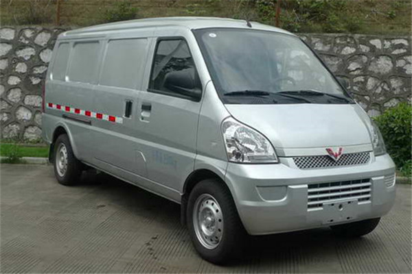 五菱GL5033XXYBEV厢式运输车(纯电动2座)