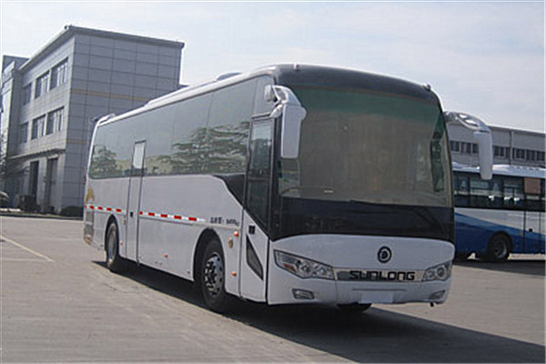 申龙SLK5168XCS厕所车(柴油国五2座)
