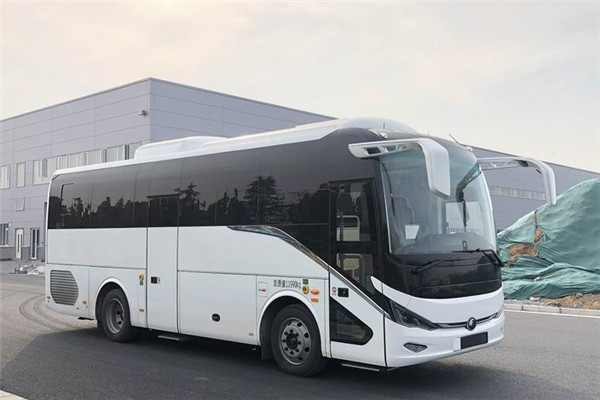 宇通ZK5127XYL16医疗车(柴油国六2-9座)