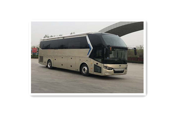 中通LCK5170XLJQ5A旅居车(柴油国五4-9座)