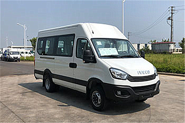 南京依维柯NJ6605ECM1多用途乘用车(柴油国五7-9座)