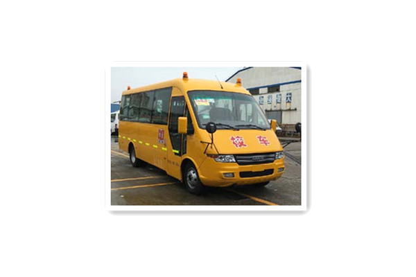 南京依维柯NJ6685LC9小学生专用校车(柴油国五24-30座)
