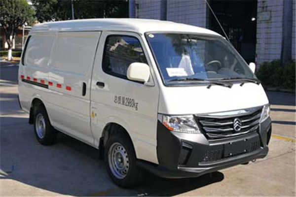 金旅XML5032XXYEV10厢式运输车（纯电动2座）