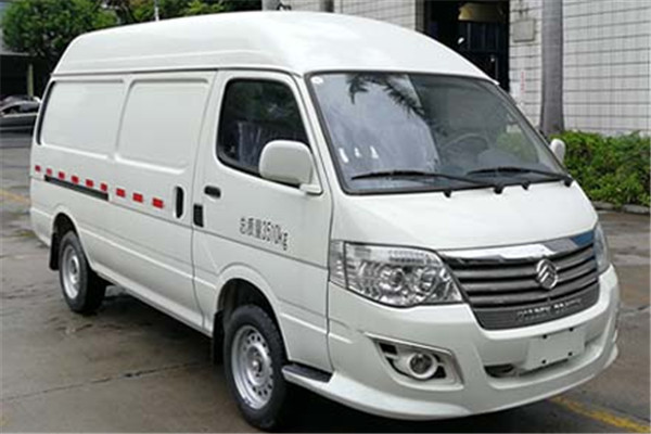 金旅XML5046XXY15厢式运输车(汽油国五2-5座)