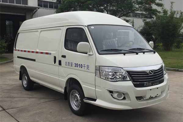 金龙XMQ5040XXY65厢式运输车(汽油国五2-5座)