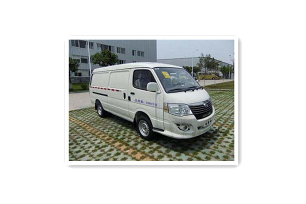 金龙XMQ5030XXY05厢式运输车(汽油国五2-5座)