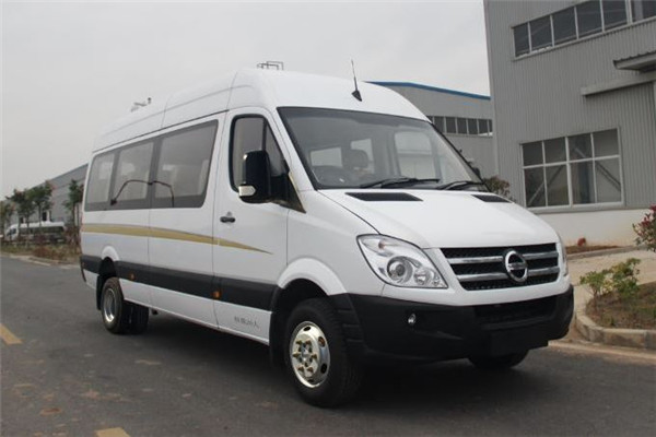 南京金龙NJL6710YF客车(柴油国五10-21座)