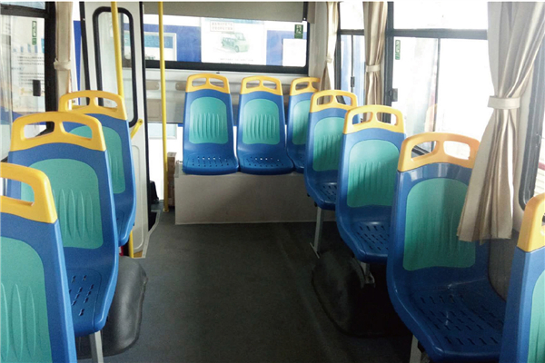 五菱GXA6600BEVG20公交车（纯电动15座）