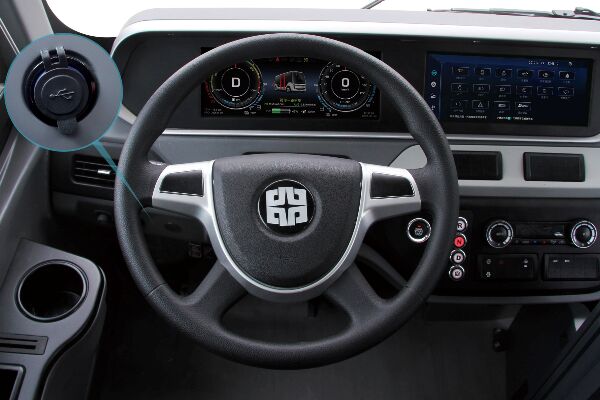 中通LCK6606EVA1客车(纯电动9座)