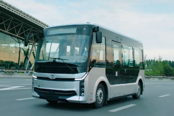 中通LCK6606EVA1客车(纯电动9座)