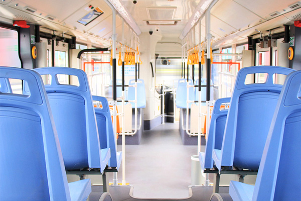 格力钛CAT6122CRBEVT低入口公交车(纯电动22-42座)