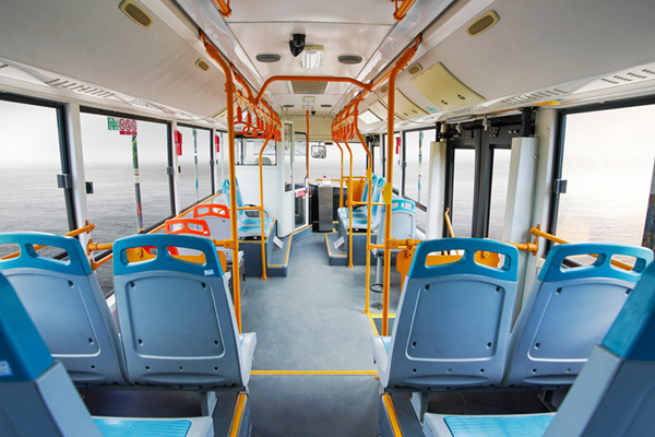 格力钛CAT6858CRBEV公交车(纯电动15-29座)