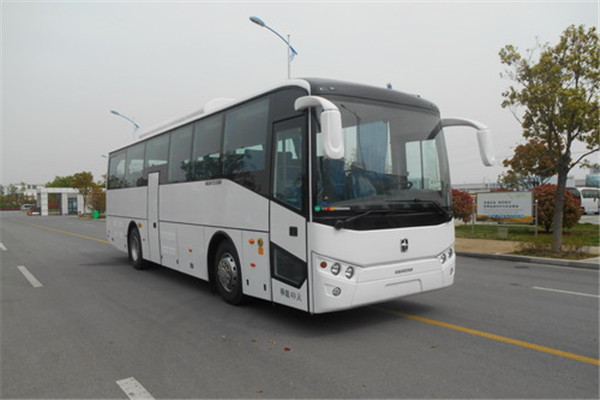 亚星YBL6117HBEV18客车(纯电动24-51座)