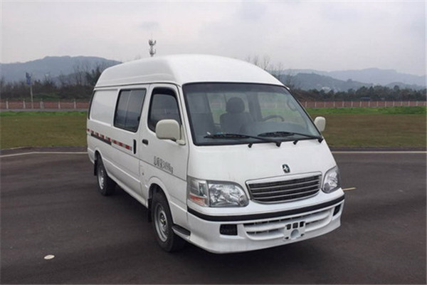 亚星YBL5031XXYBEV厢式运输车(纯电动2-5座)