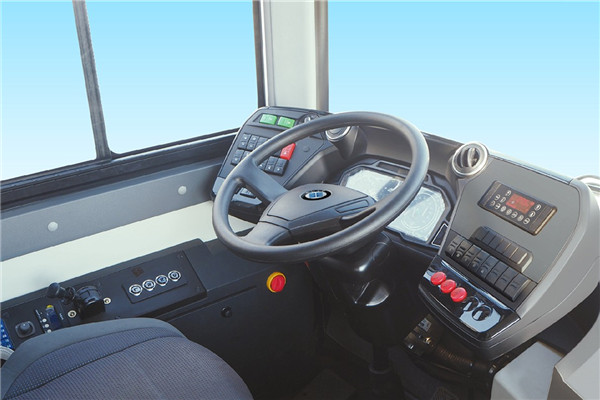 智电HYK6121GBEV低入口公交车(纯电动24-41座)