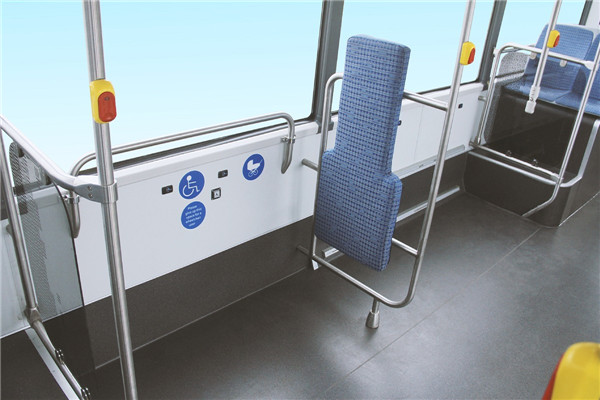智电HYK6121GBEV低入口公交车(纯电动24-41座)