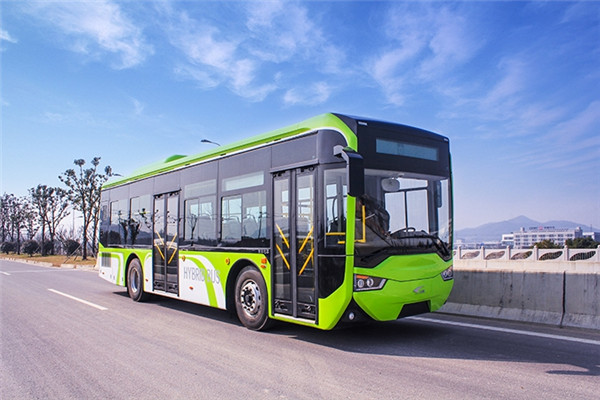 浙江中车CSR6100GNCHEV2公交车(天然气/电混动国五25-35座)