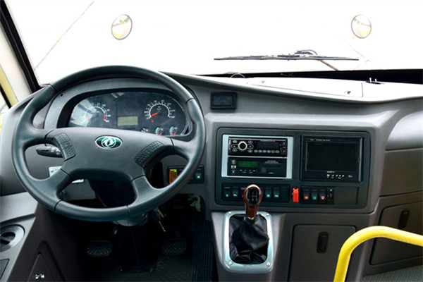 华新HM6598XFD6XN幼儿专用校车(柴油国六10-19座)
