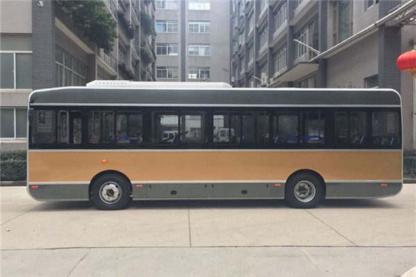 宏远KMT6820GBEV公交车(纯电动19-24座)