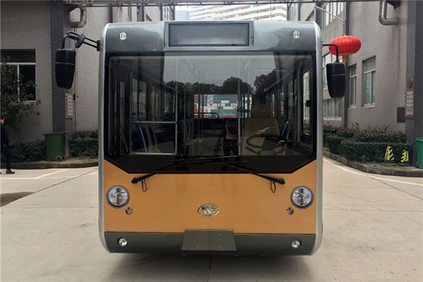 宏远KMT6820GBEV公交车(纯电动19-24座)