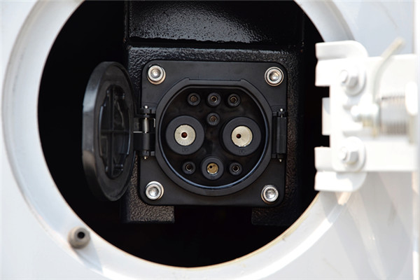 宏远KMT6119HBEV客车(纯电动24-50座)