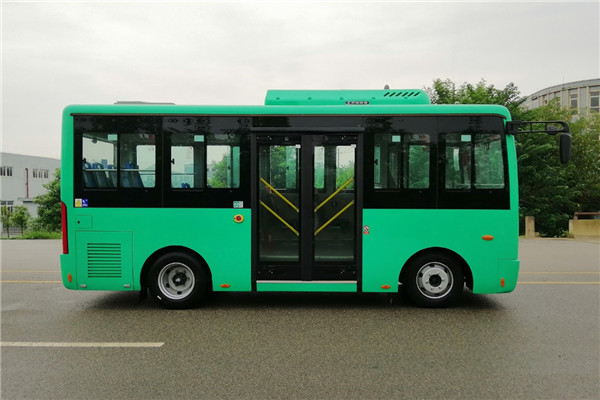 峨嵋EM6810BEVG1公交车(纯电动13-27座)