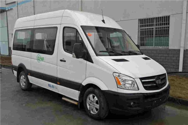 中宜JYK6601BEV2客车(纯电动10-17座)